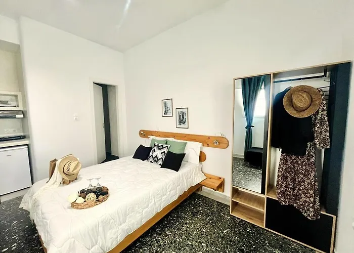 Folia Naxos 2 * Naxos City