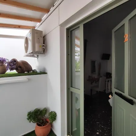 Folia Naxos 2 Апартаменты *